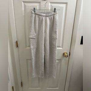 Aritzia TNA Mega Cargo Sweatpants